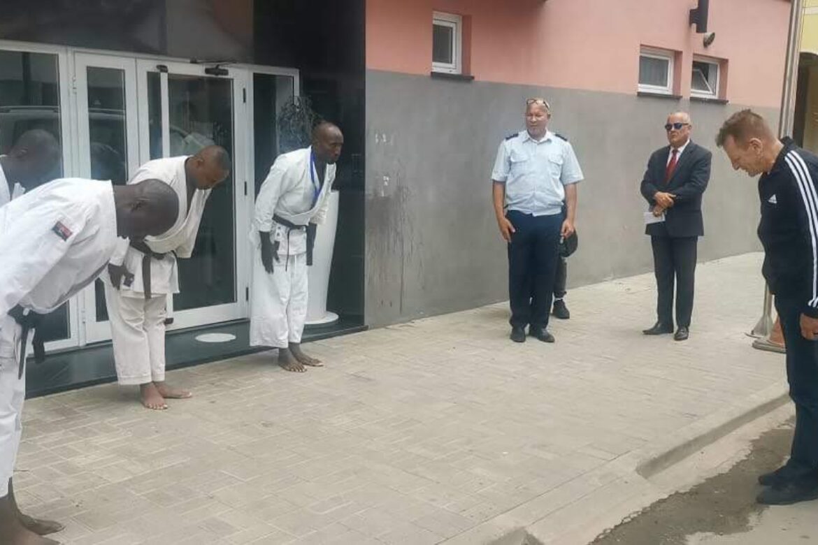 WhatsApp Image 2025-09-19 at 6.59.44 PM (5)